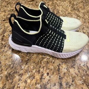 Nike phantom reacts great condition only worn a few times